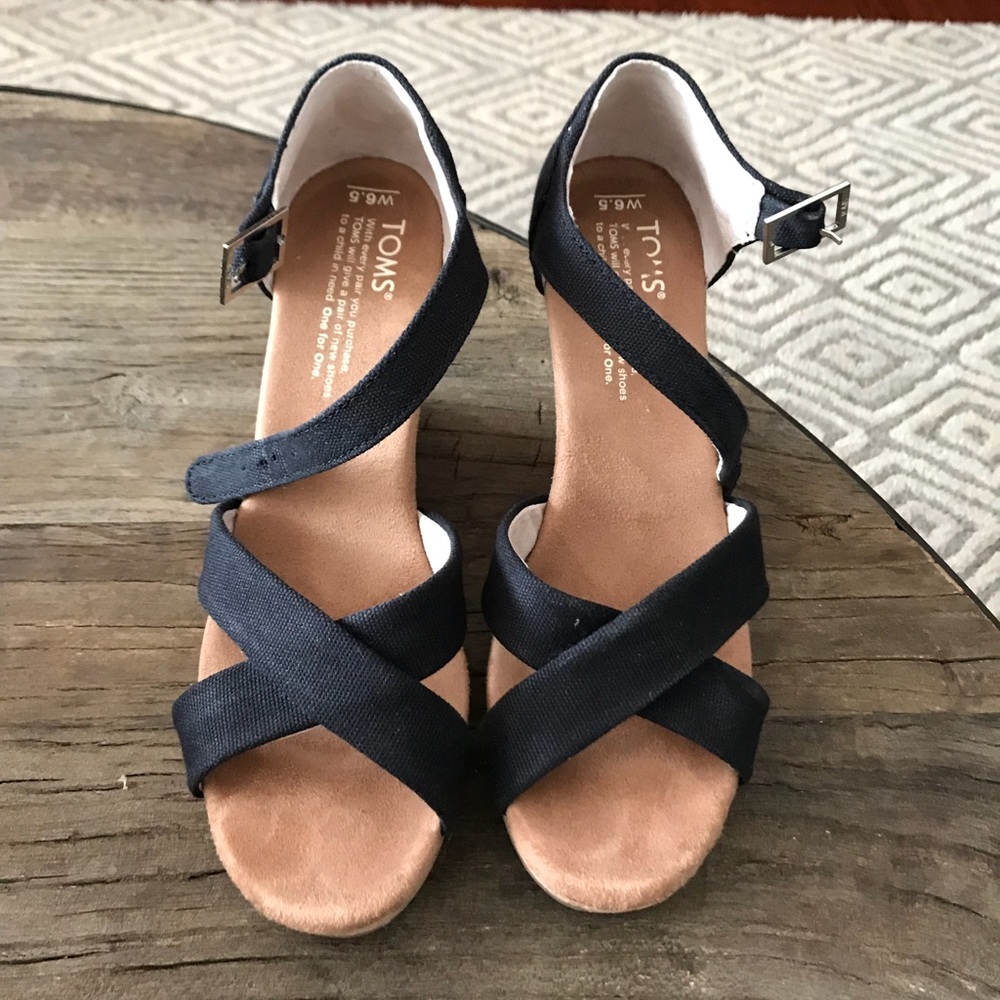 TOMS Wedge Sandals 👡
